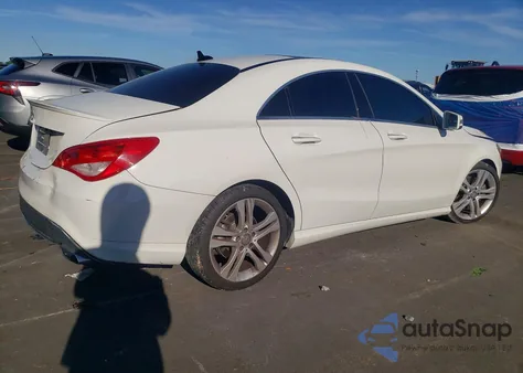2016 Mercedes-Benz Cla 250 z USA, uszkodzony, nr VIN WDDSJ4EB7GN313024